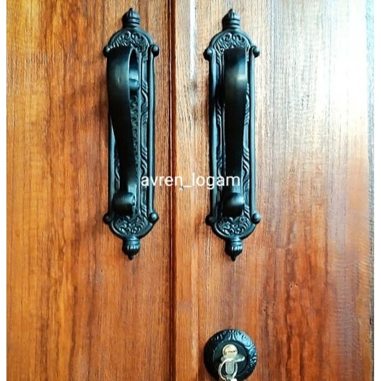 Handle gagang pintu antik diameter 29cm.