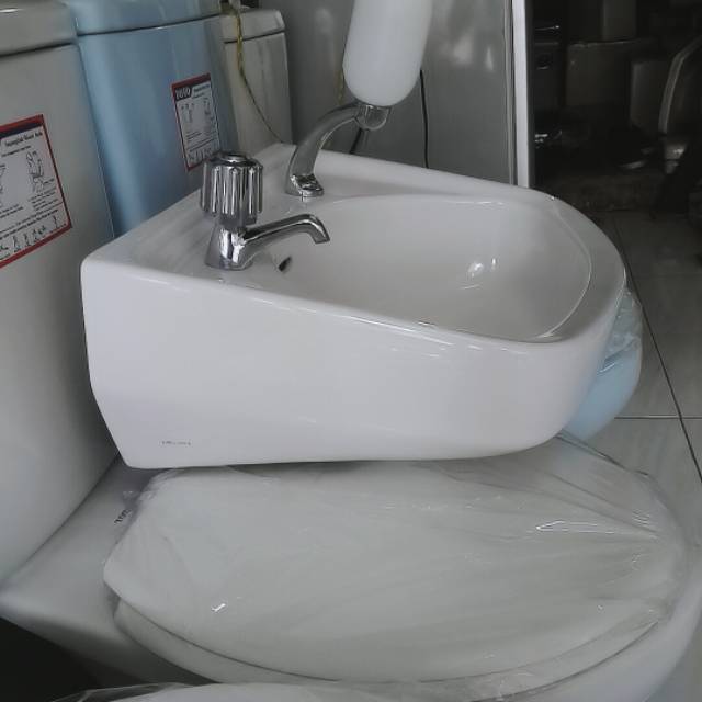 Wastafel mrrek toto LW 220 j