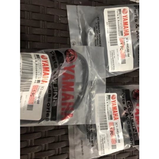 Soket colokan h4 cewek motor mobil ORIGINAL YGP YAMAHA