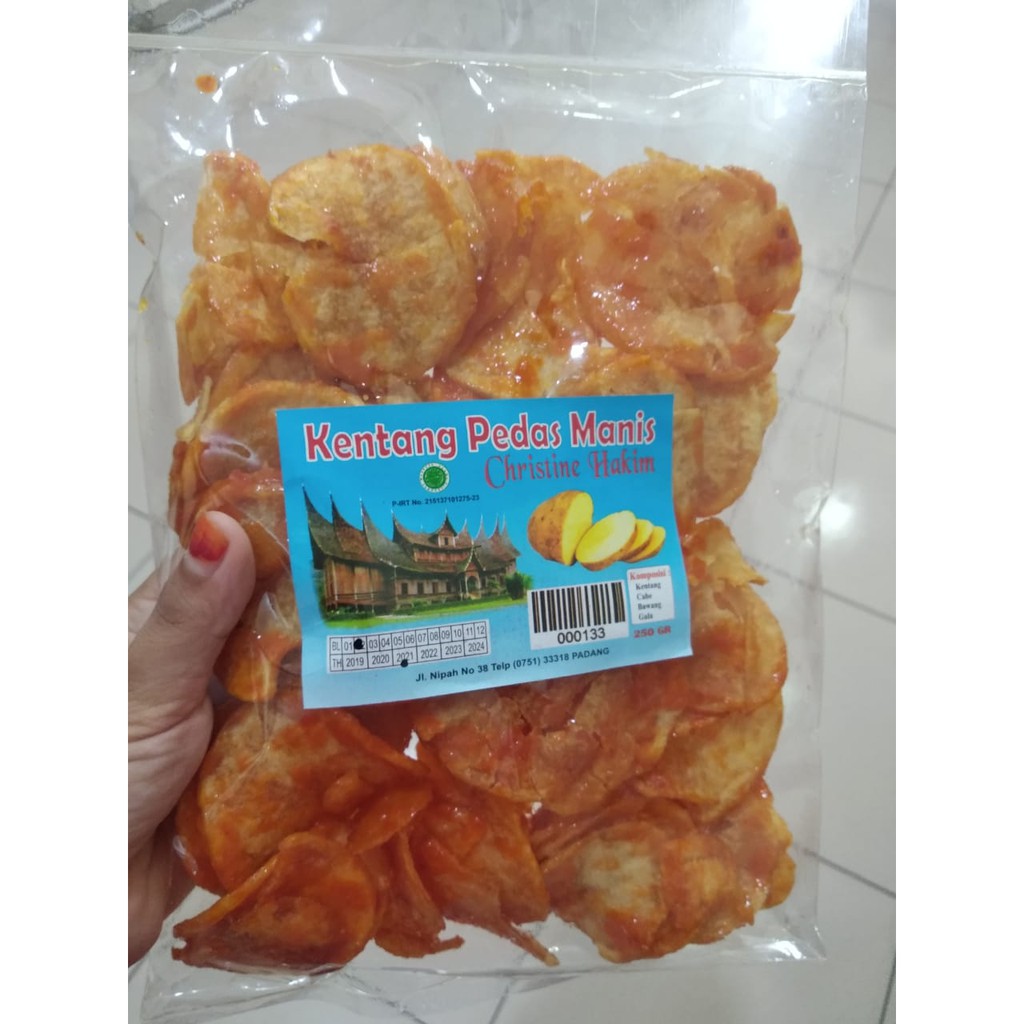 

Keripik Kentang Pedas Manis Christine Hakim (250 gr)