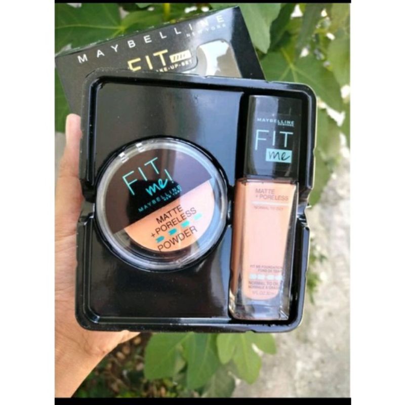 Maybelline Foundation Bedak Set 2in1 / Foundation Fit Me Poleress