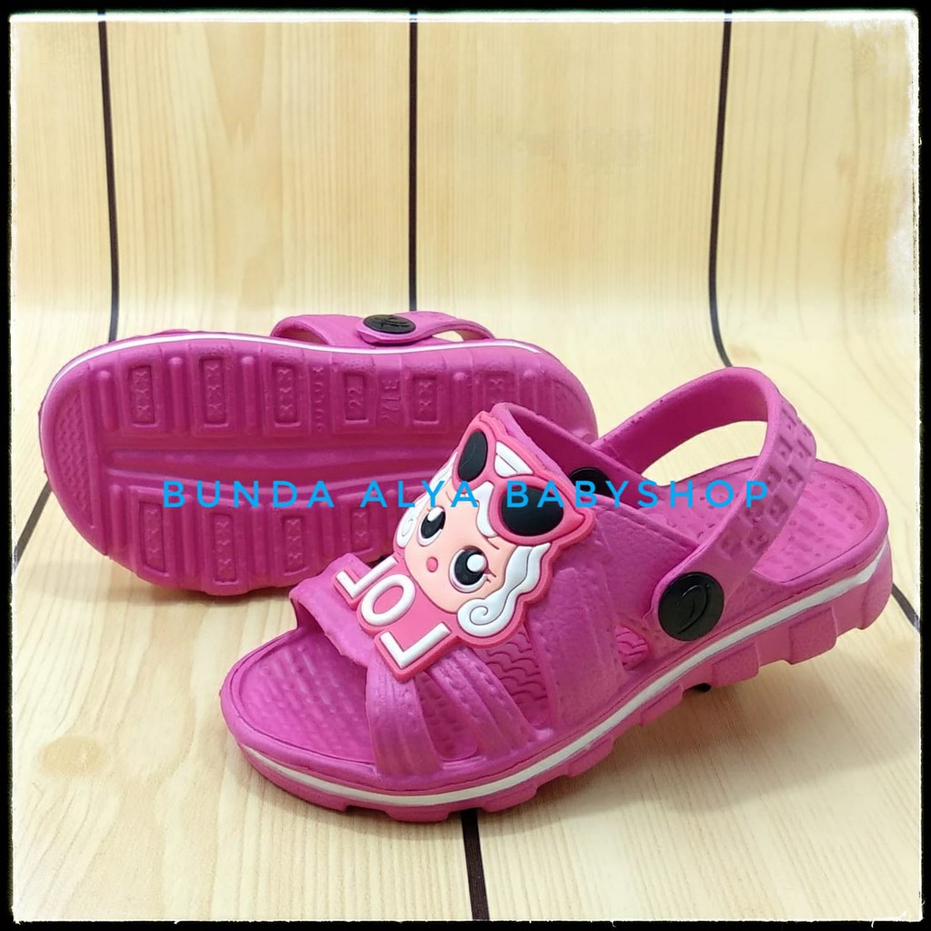 Sandal Bayi Perempuan Usia 6 Bulanan Size 19 Karet Anti Licin - Sepatu Sandal Anak Karet FANTA