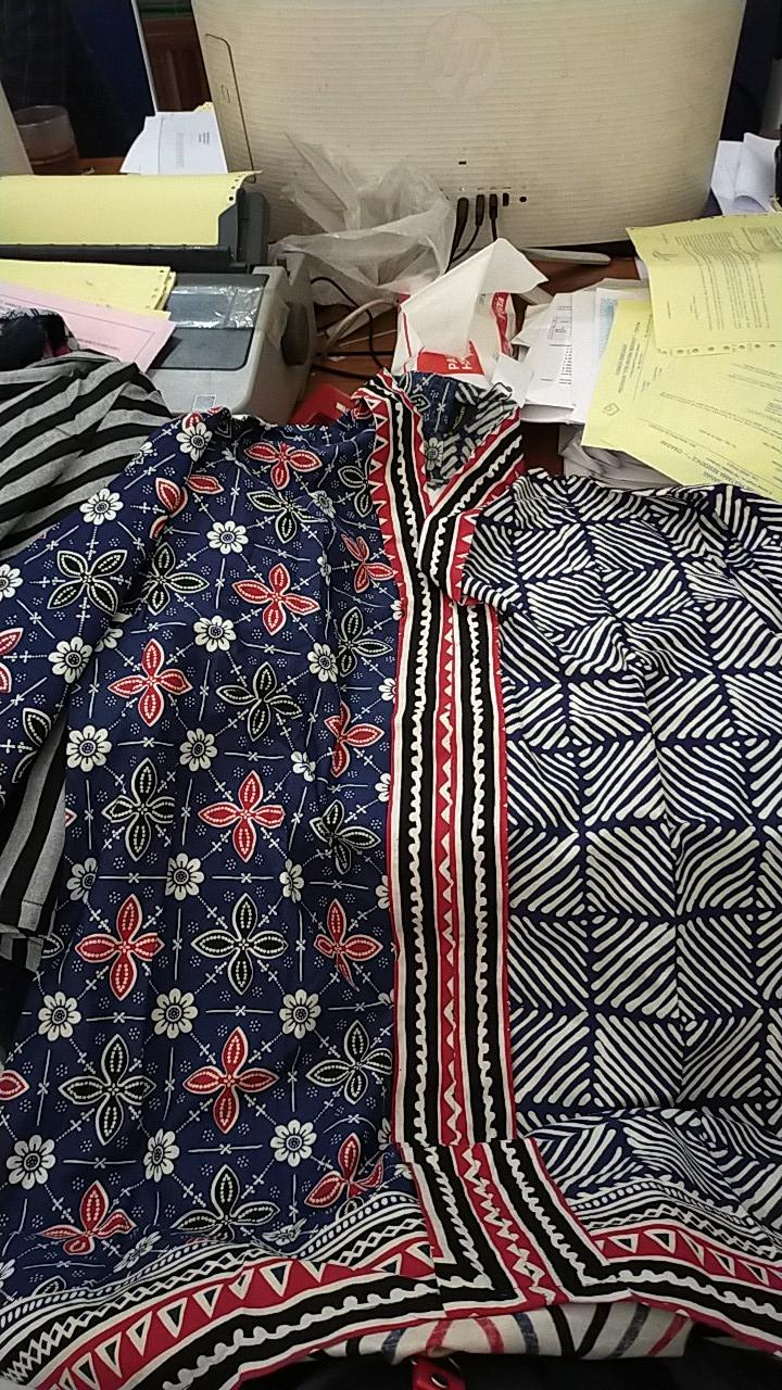 Tunik Batik Iwan Tirta Navy