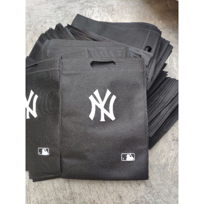 Goodie Bag Totebag Tas Souvenir Tas Seminar Bahan Spunbond uk 25x35