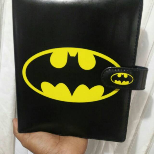 

Binder Batman Murah