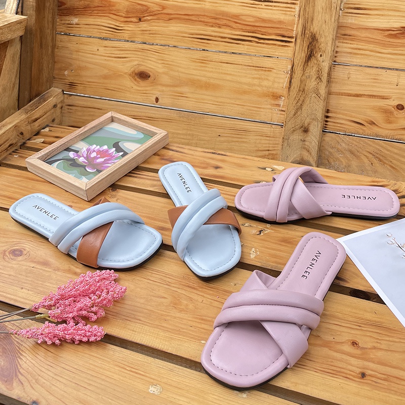 Sandal Wanita Flat Korea Empuk Sol Karet Avenlee Cheery