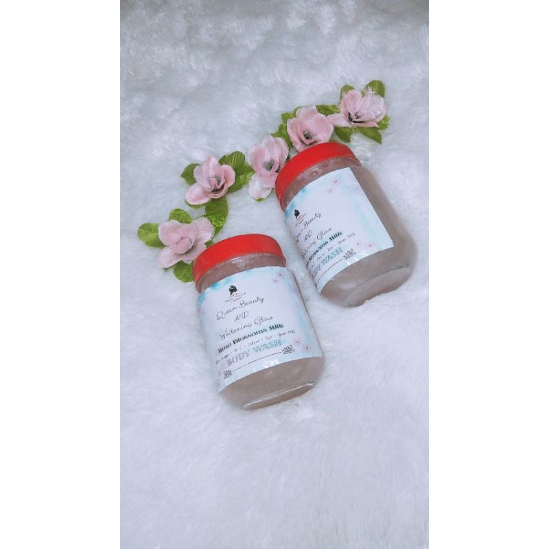 body wash whitening glow by queen hanifah