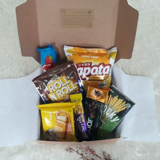 

Snack Box Murah Uk. L Gift Box Kado Hampers Ulang Tahun Anniversary Wisuda Valentine Lebaran Natal