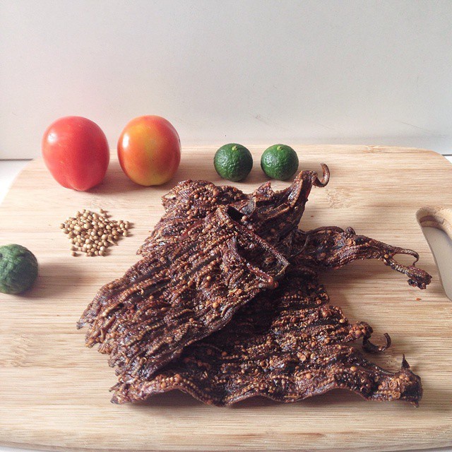 

Dendeng Belut Khas Cianjur - Manis dan Asin