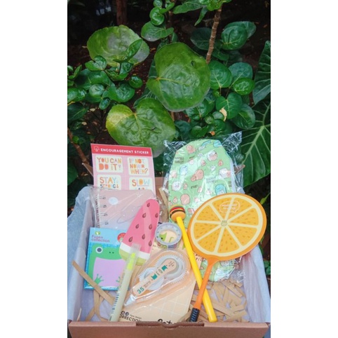 

STATIONERY GIFT BOX LARGE - GIFT BOX - KADO ULANG TAHUN - ALAT TULIS - HAMPERS