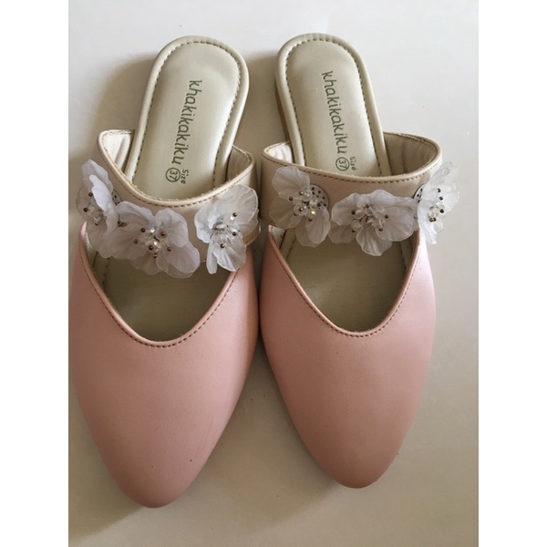 preloved sepatu flat shoes khakikakiku