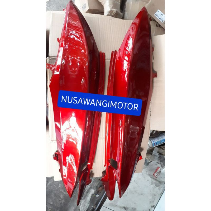 Cover Body Belakang Kanan Kiri Honda Spacy. Merah