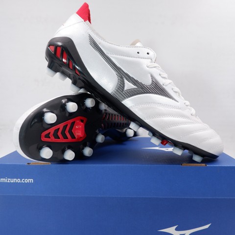 mizuno sepatu bola