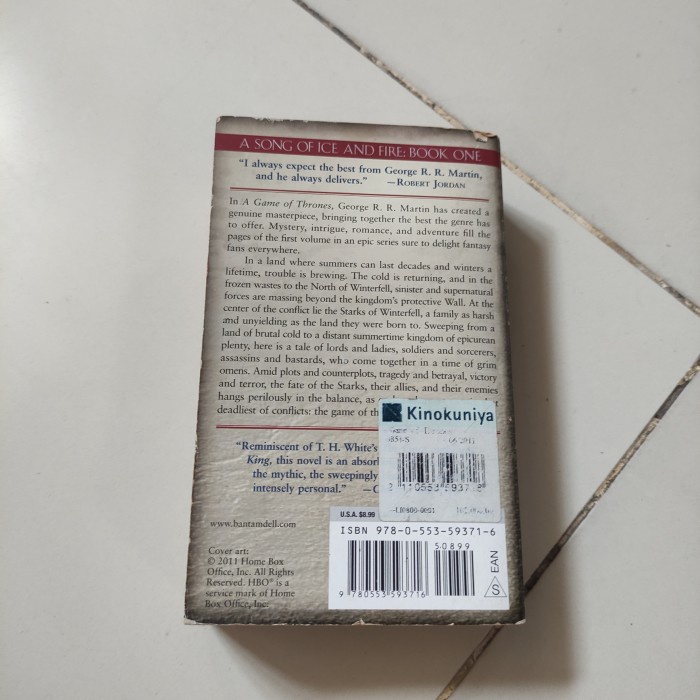 TERLARIS Buku novel Bahasa Inggris A Game of Thrones novel second George R. R.M
