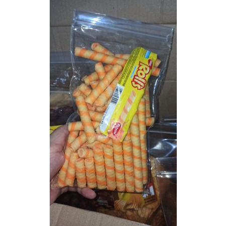 

Richeese Rolls SNACK KILOAN 250gr