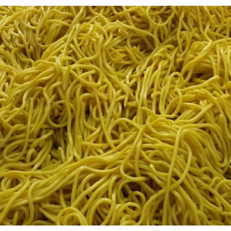 

mie mentah mie ayam mie kopyok