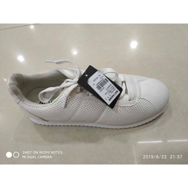 Sz 37-40 Sneacker Cantik putih YQ4-1WH merk NEVADA Brand