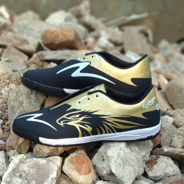 sepatu futsal specs garuda attack black gold