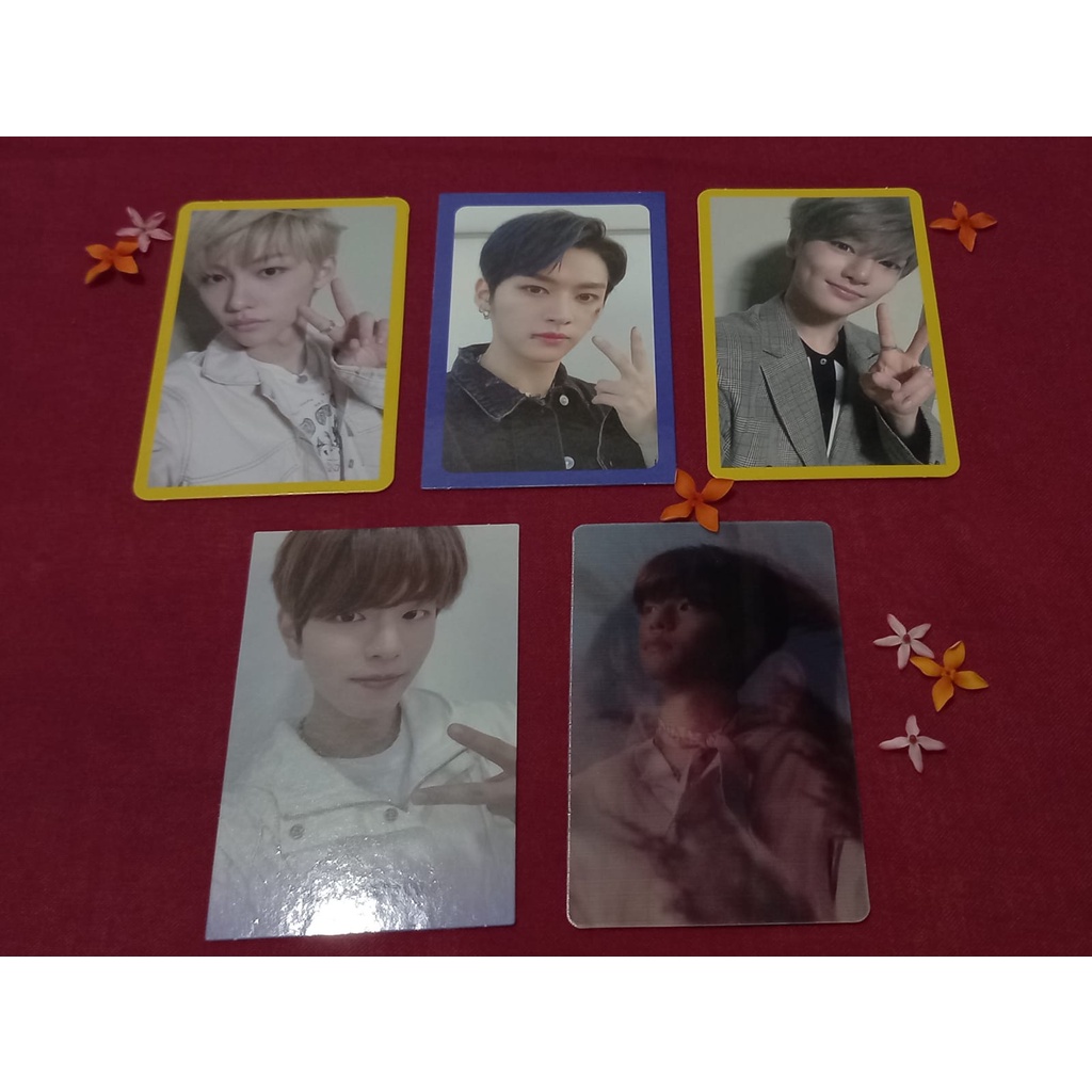 PC STRAY KIDS YELLOW WOOD & LEVANTER