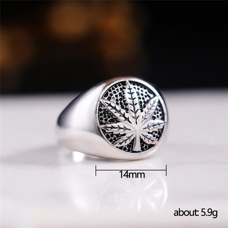 Cincin Desain Daun Maple Warna Silver Metalik Gaya Antik Untuk Pria Dan Wanita