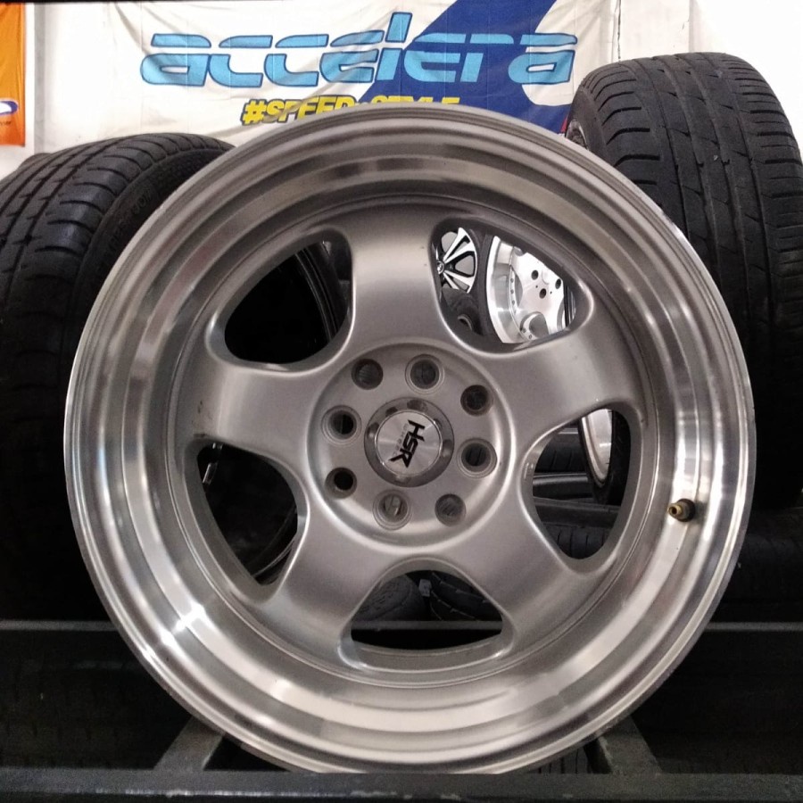 Velg Mobil Bekas Ring 16 BRISKET HSR R16X7-8,5 8X100-114,3 ET40-35