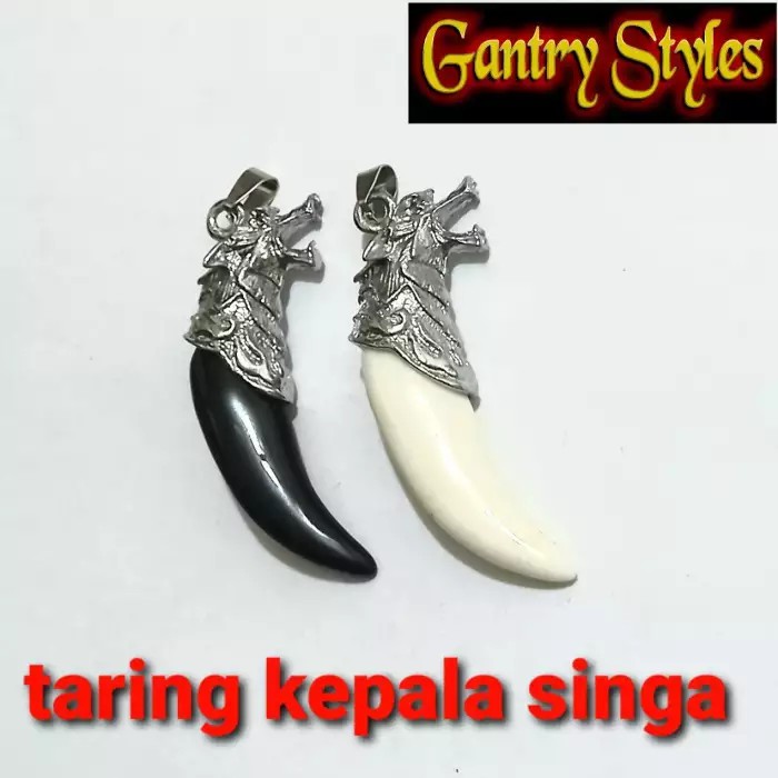 Gantry Liontin Taring Kepala singa Import Tanpa Tali