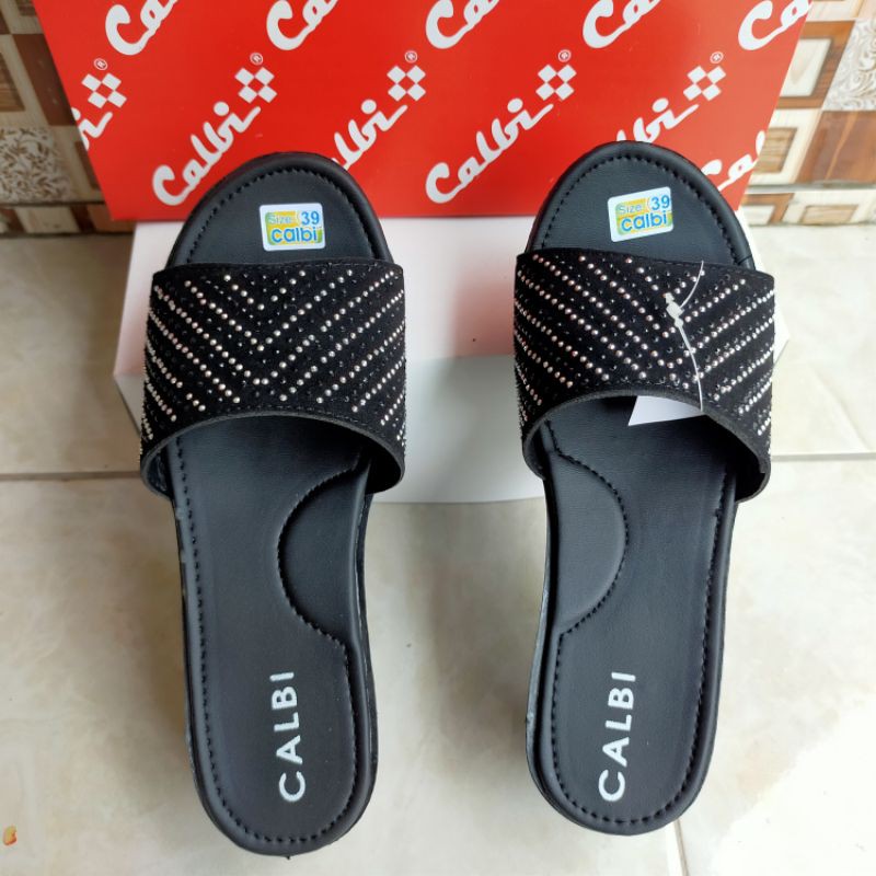 Sandal Calbi Slop SegitigaTinggi 5cm