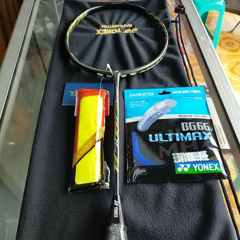 RAKET BADMINTON NANOFLARE 800LT