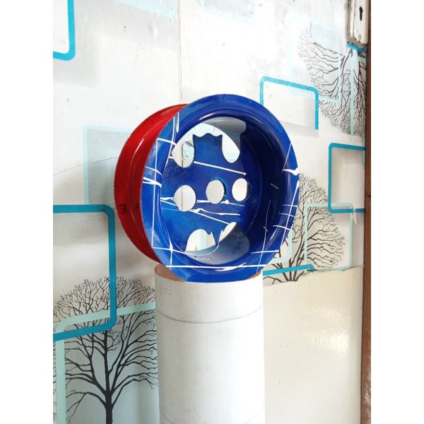 bladu layangan / tempat benang layangan