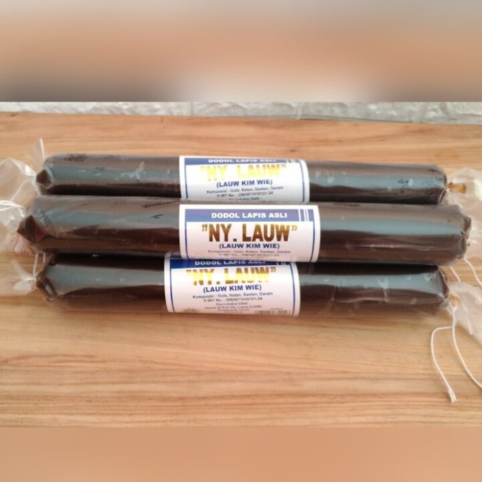 

Dodol Lapis / Dodol Original / Dodol Betawi Ny. Lauw (1kg)