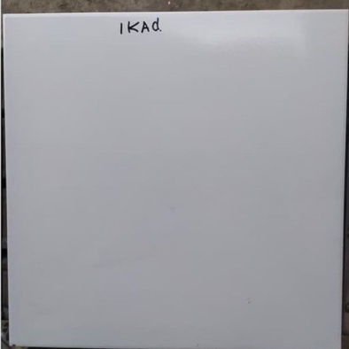 KW 1 IKAD KERAMIK LANTAI PUTIH 30x30 40x40 CM ECERAN