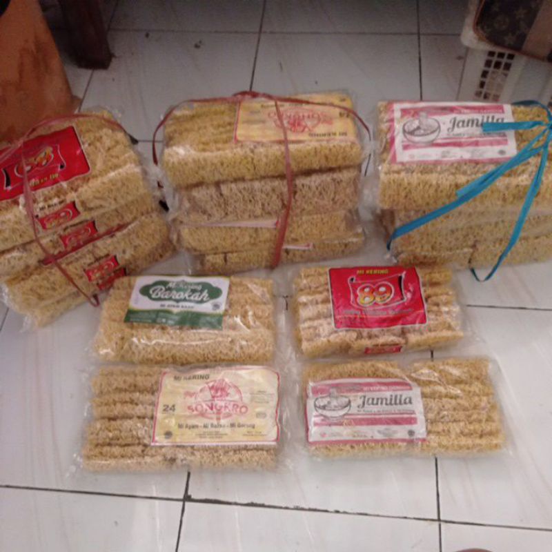 

mie ayam mie bakso mie kering