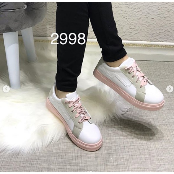 Sepatu Sneakers 2998