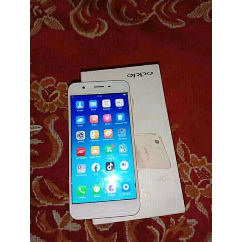 PROMO SPESIAL AKHIR TAHUN  jual hp harga 5jt PROMO SPESIAL AKHIR TAHUN