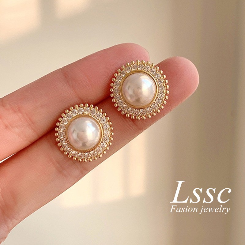 Anting Mutiara Emas Retro Temperamen Sederhana Gaya Korea Untuk Wanita