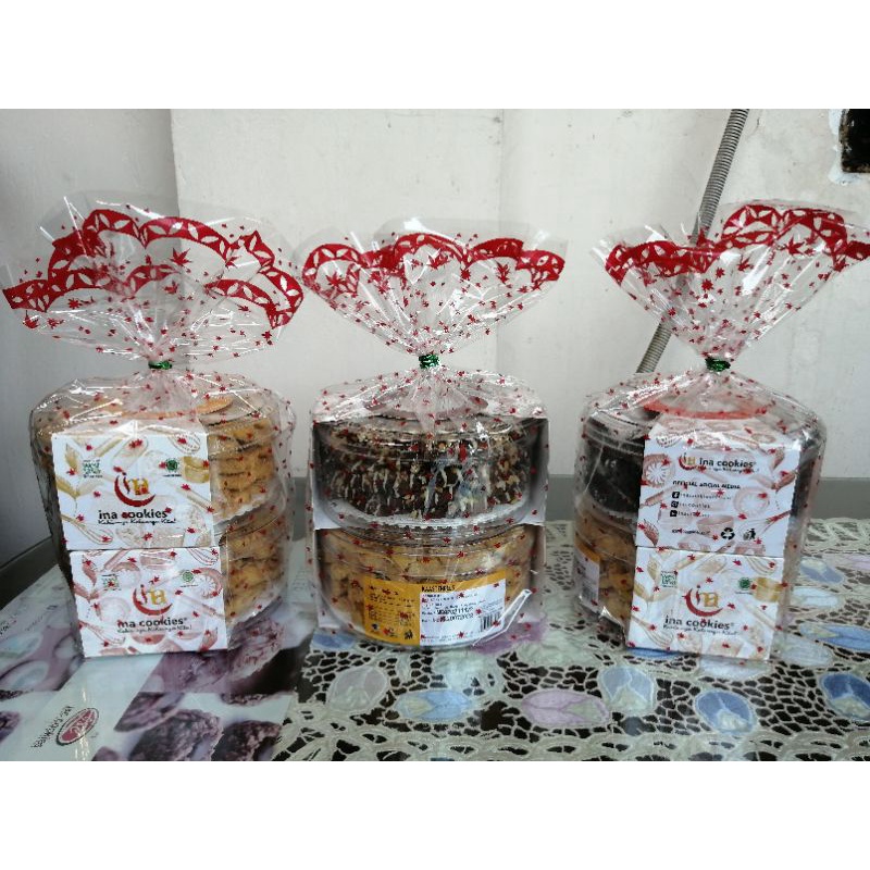

hampers inacookies murah meriah