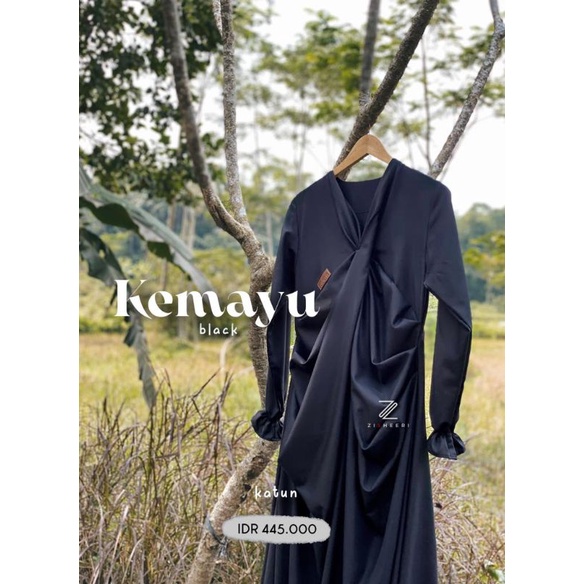 Kemayu dress by Zhiseeri