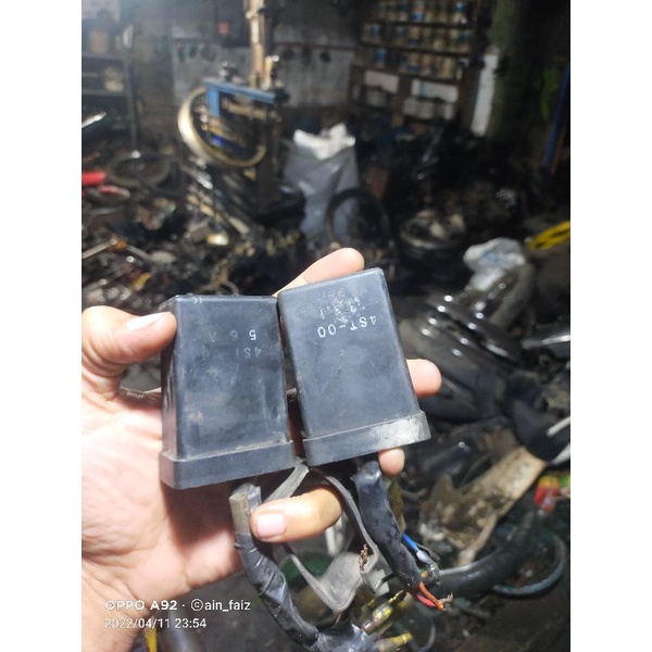 CDI cdi  orisinil ori bawaan motor vega r old cripton