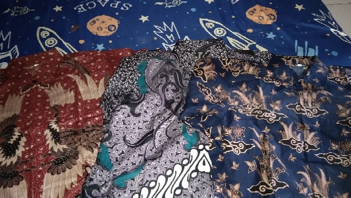 Kemeja Batik Pria Lengan Panjang Reguler Fit Tanpa Furing Print Pekalongan Motif Terbaru