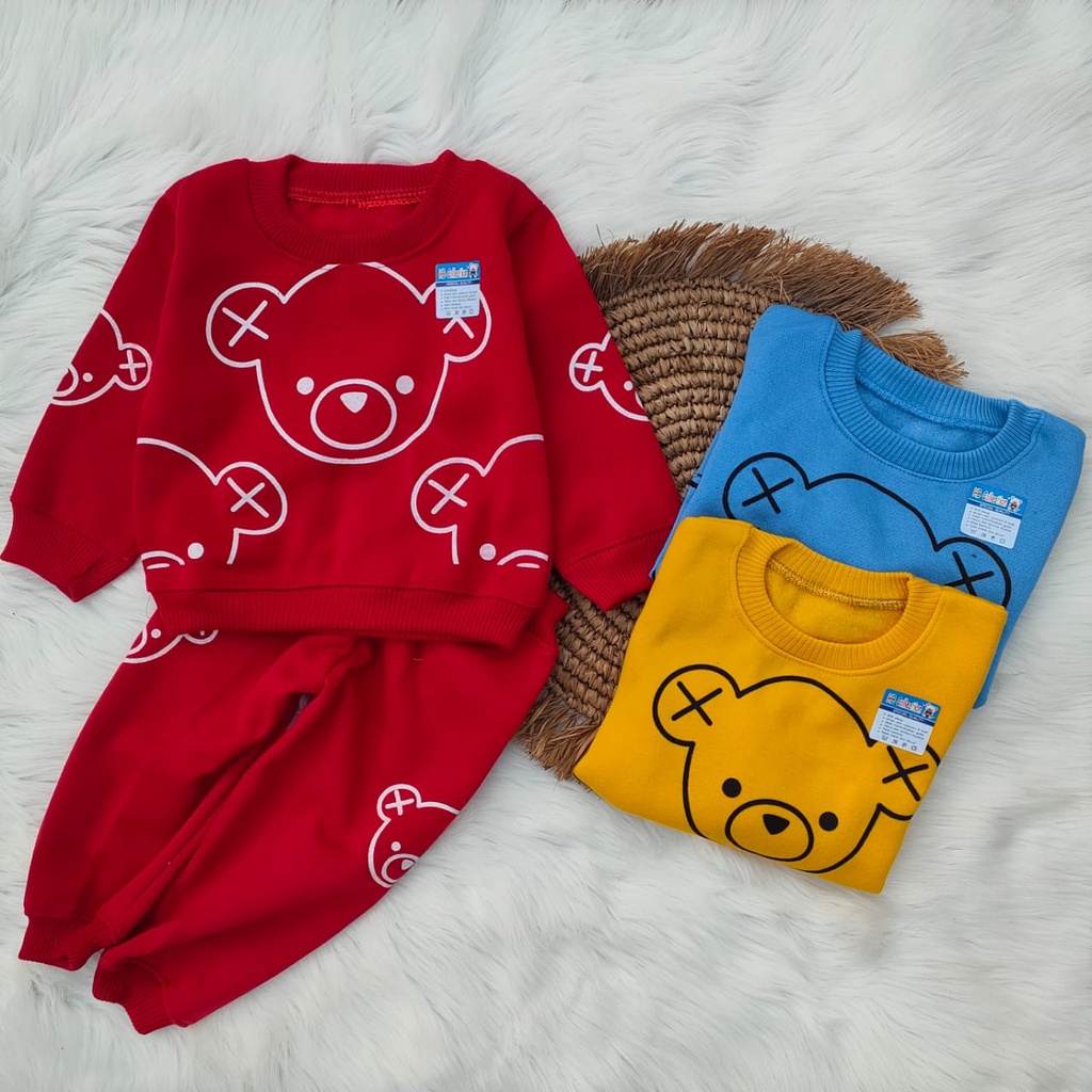 Setelan sweater bayi motif the bear 3-12 bulan / set pakaian bayi / baju hangat bayi