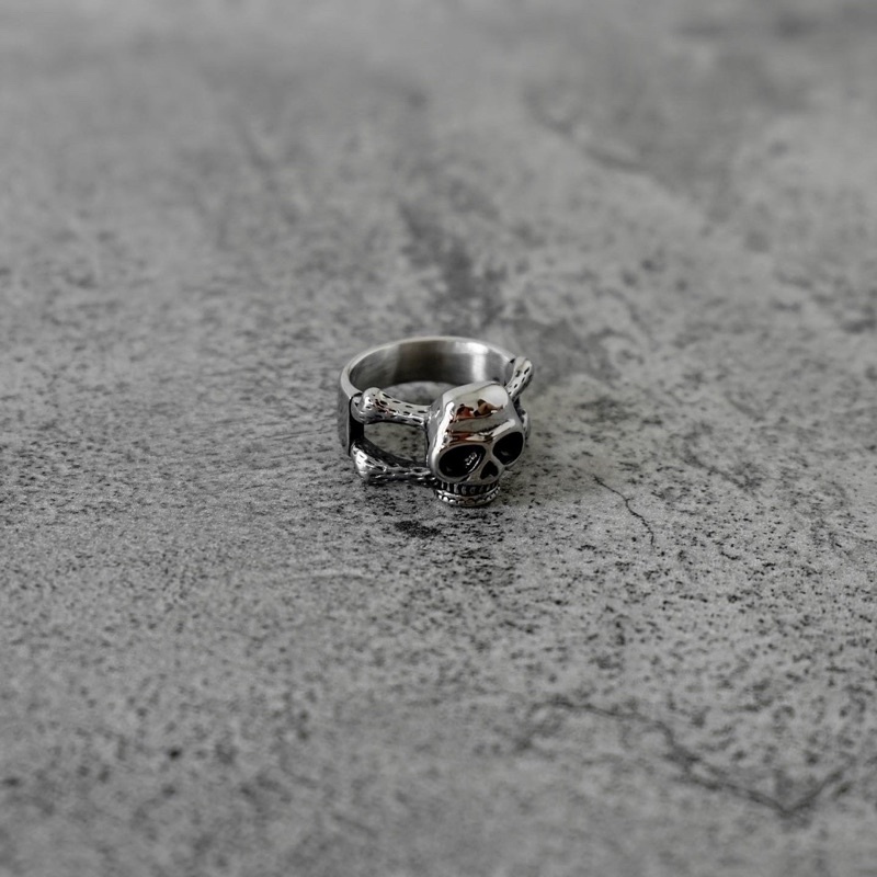 FAITH FADE - Claw Bone Ring