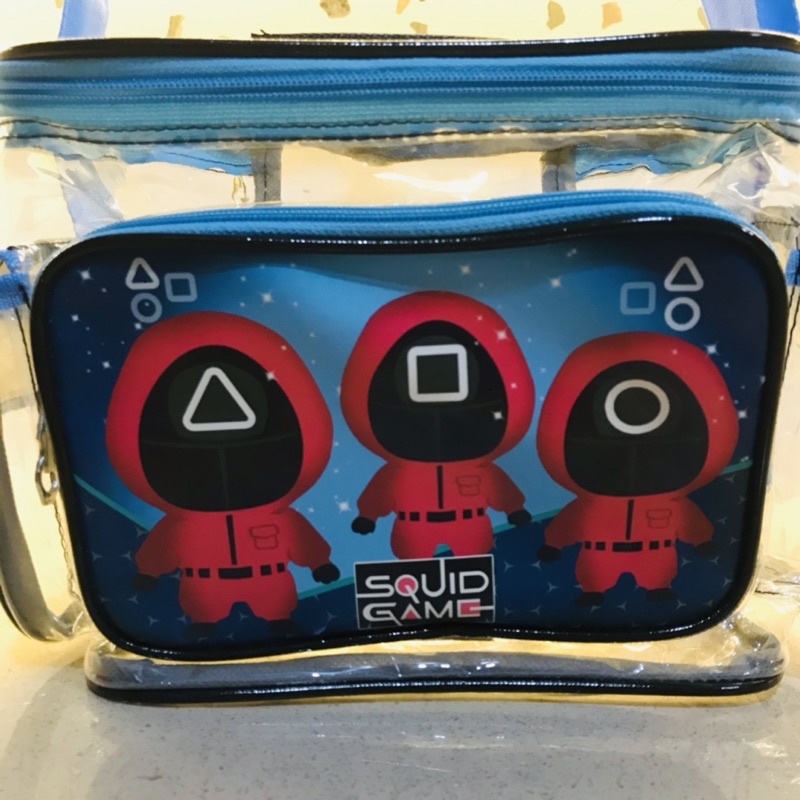 

SHOWME TAS ANAK SEKOLAH - TAS MAKAN ANAK SEKOLAH / TAS MIKA / BINGKISAN / ULANG TAHUN / GOODIEBAGS / TAS RENANG / TAS BOTOL AIR / TAS BABY / SLINGBAGS / BULANAN / GIFFSET / HAMPPERS - SQUID GAME - TAS MAKAN - LUNCH BAGS