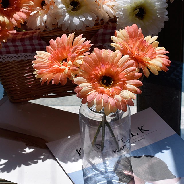 Bunga DAISY Artificial Flower - Dekorasi Pesta Bunga Plastik  - Tanaman Palsu Properti Foto Produk