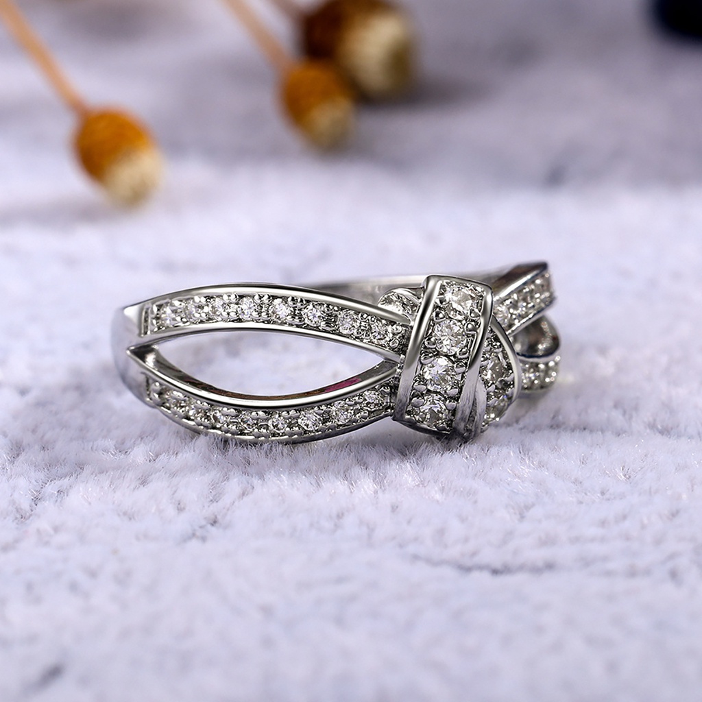 Hu Hu Hu Hu Hu Alat Bantu Pasang Kacamata♡ Cincin Bentuk Pita Aksen Berlian Imitasi Bahan Alloy Untuk Wanita