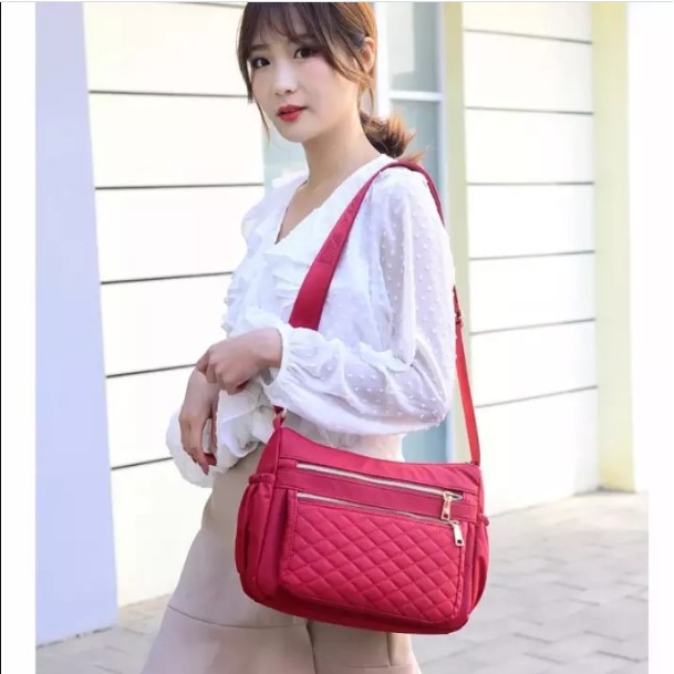 BISA COD Tas Selempang Wanita Murah Bahan Mikro Lucu Tebal Felicia Warna Merah Murah Meriah