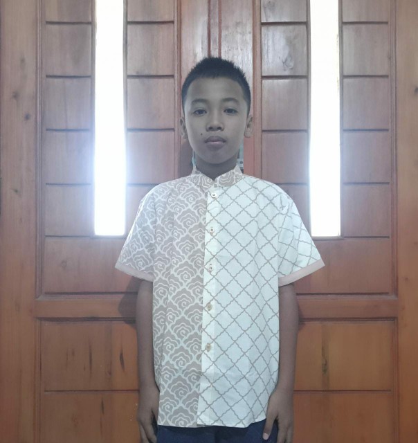 Couple Batik Ayah Dan Anak Cream By Rayhan Batik