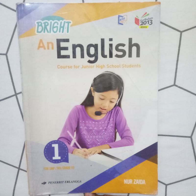 

buku bahasa inggris kelas 7