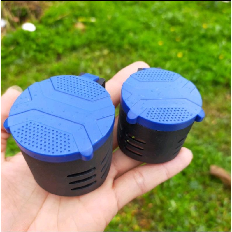 Tutup flip biru Teleskop Senapan