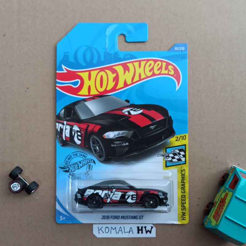 Hot Wheels 2018 Ford Mustang GT Tampo Borla 78 Hitam