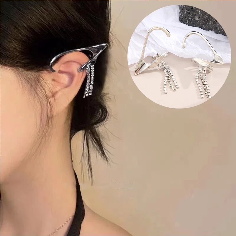 YEEZII Anting Klip Tanpa Tindik Hypoallergenic Hias Liontin Rumbai Berlian Warna Silver Untuk Wanita